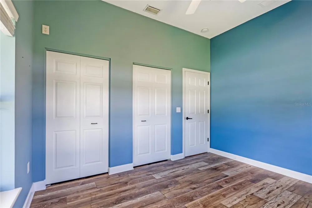 2287 SPRING GARDEN AVENUE Deland, FL 32720