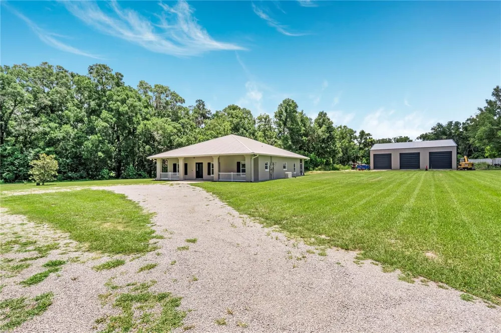 2287 SPRING GARDEN AVENUE Deland, FL 32720