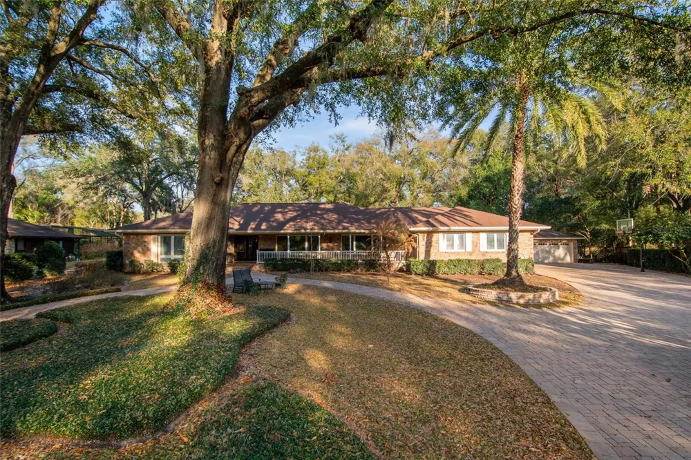 2009 WOODY DRIVE Windermere, FL 34786
