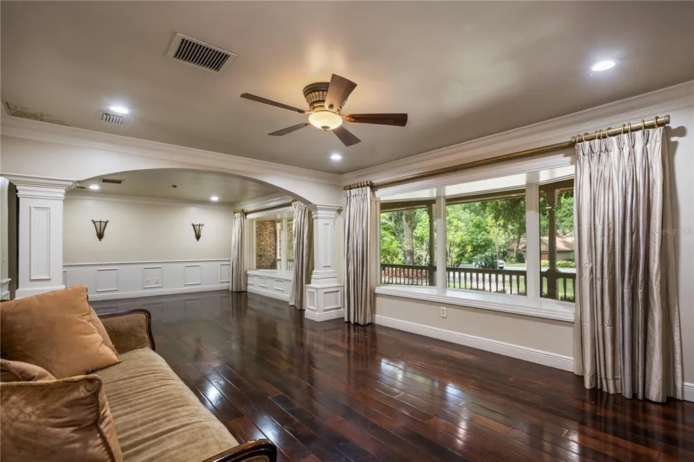 2009 WOODY DRIVE Windermere, FL 34786