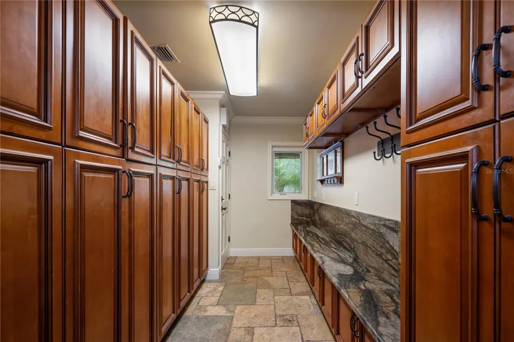 2009 WOODY DRIVE Windermere, FL 34786