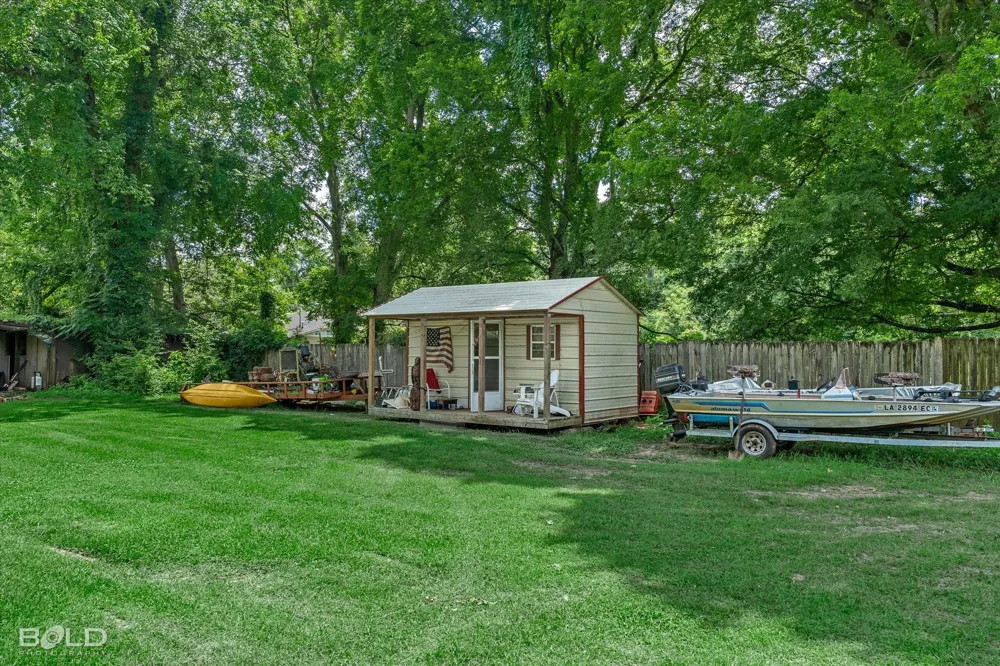 331 Gray Street Belcher, LA 71004