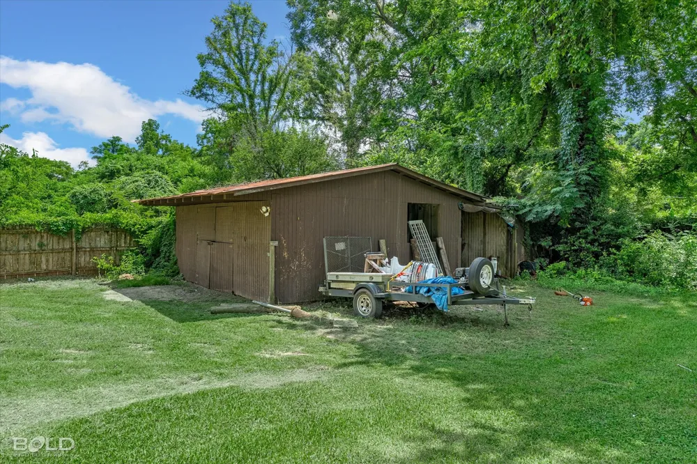 331 Gray Street Belcher, LA 71004