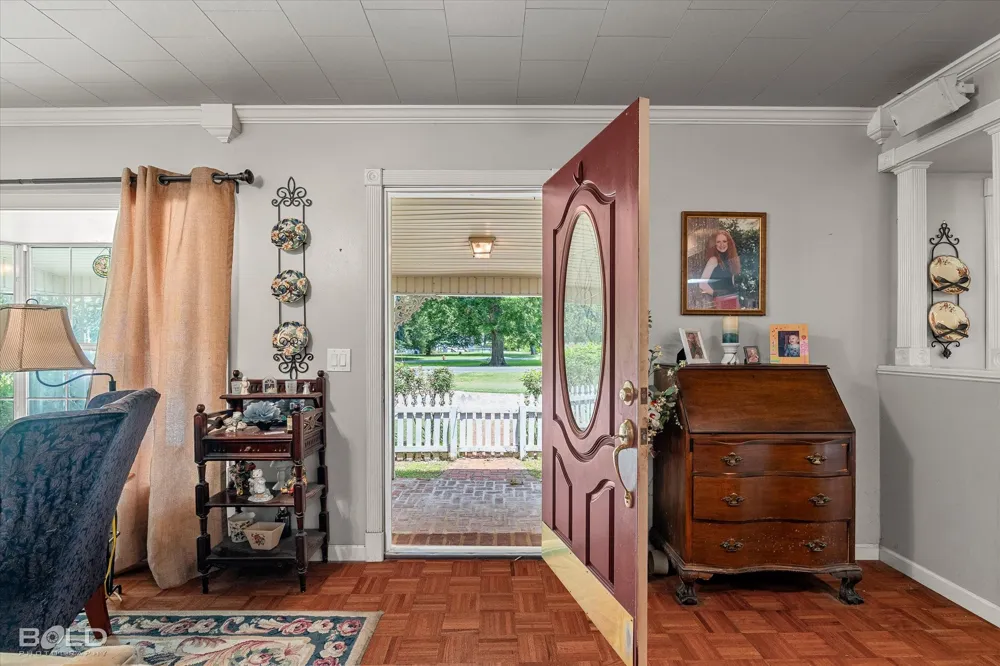 331 Gray Street Belcher, LA 71004