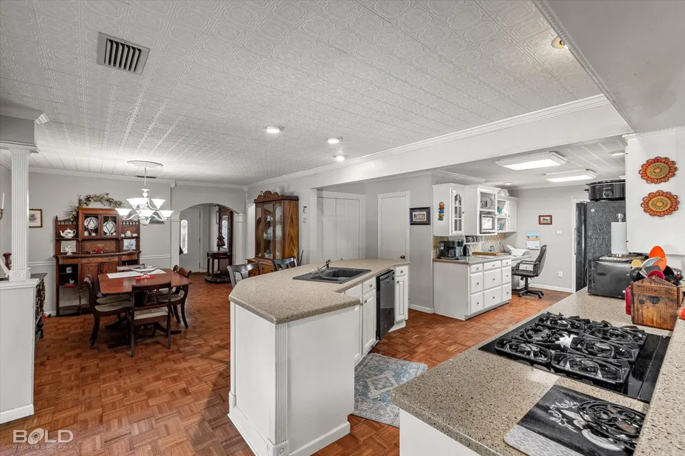 331 Gray Street Belcher, LA 71004