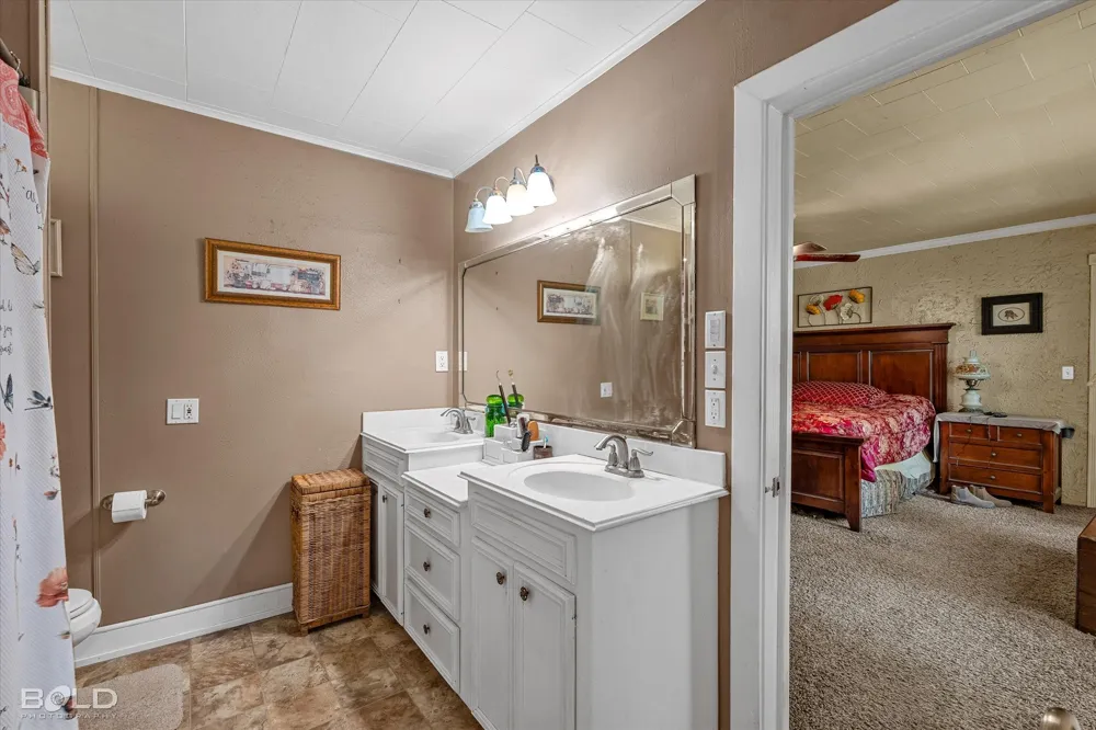 331 Gray Street Belcher, LA 71004