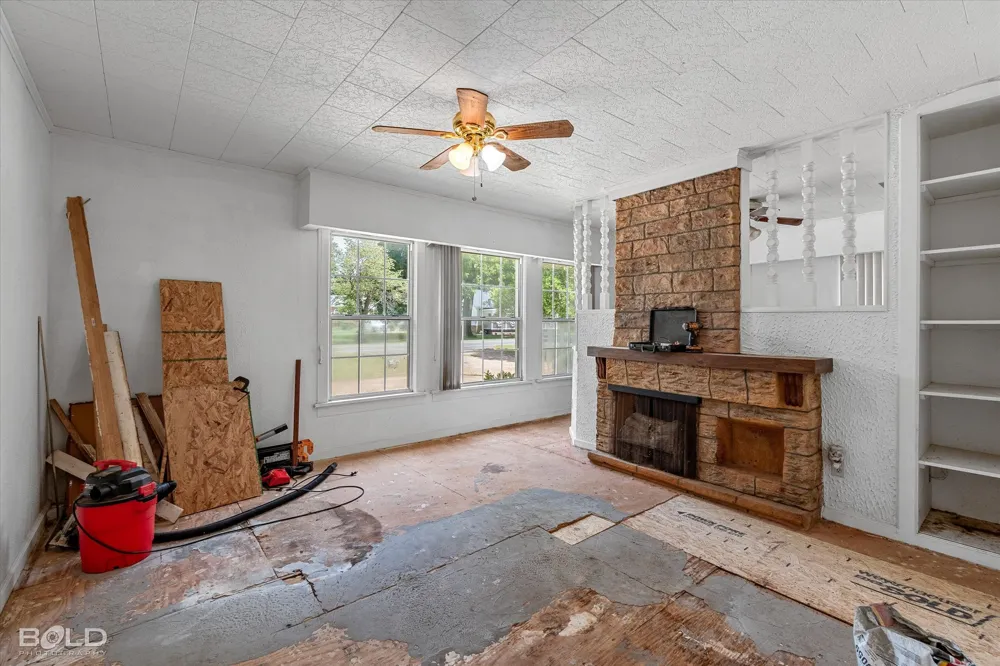 331 Gray Street Belcher, LA 71004