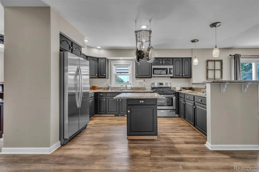 10146 Marshall Road Green Oak Township, MI 48178