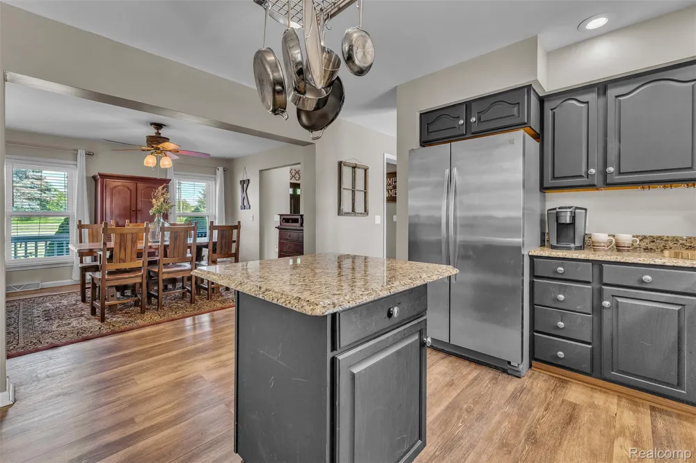 10146 Marshall Road Green Oak Township, MI 48178