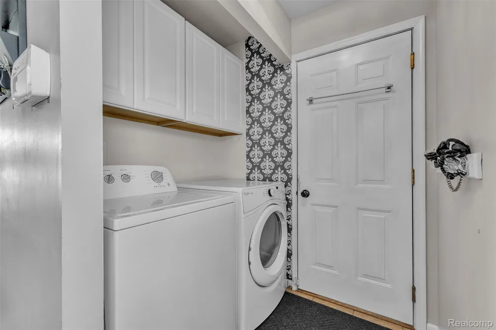 10146 Marshall Road Green Oak Township, MI 48178