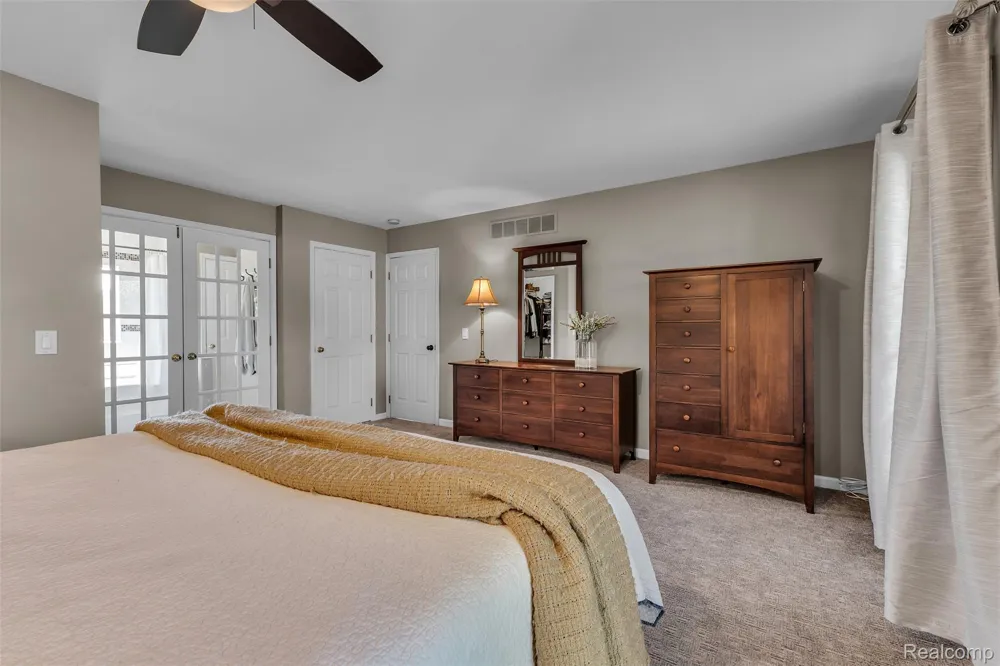 10146 Marshall Road Green Oak Township, MI 48178