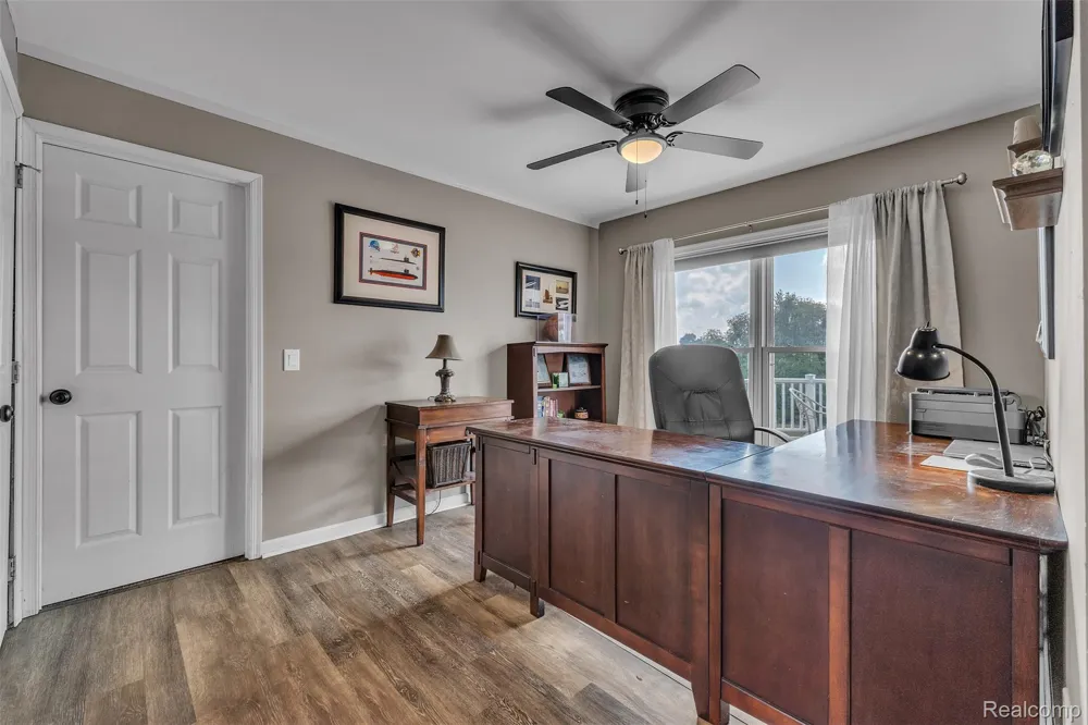 10146 Marshall Road Green Oak Township, MI 48178