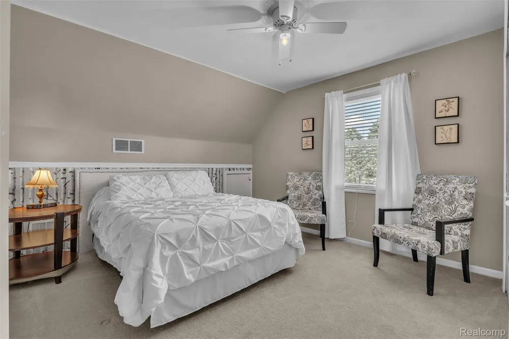 10146 Marshall Road Green Oak Township, MI 48178