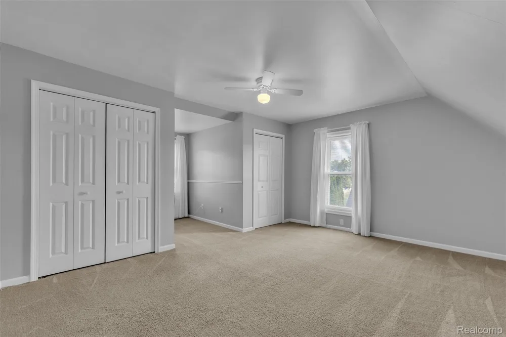 10146 Marshall Road Green Oak Township, MI 48178