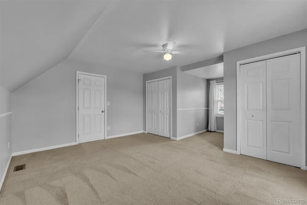 10146 Marshall Road Green Oak Township, MI 48178