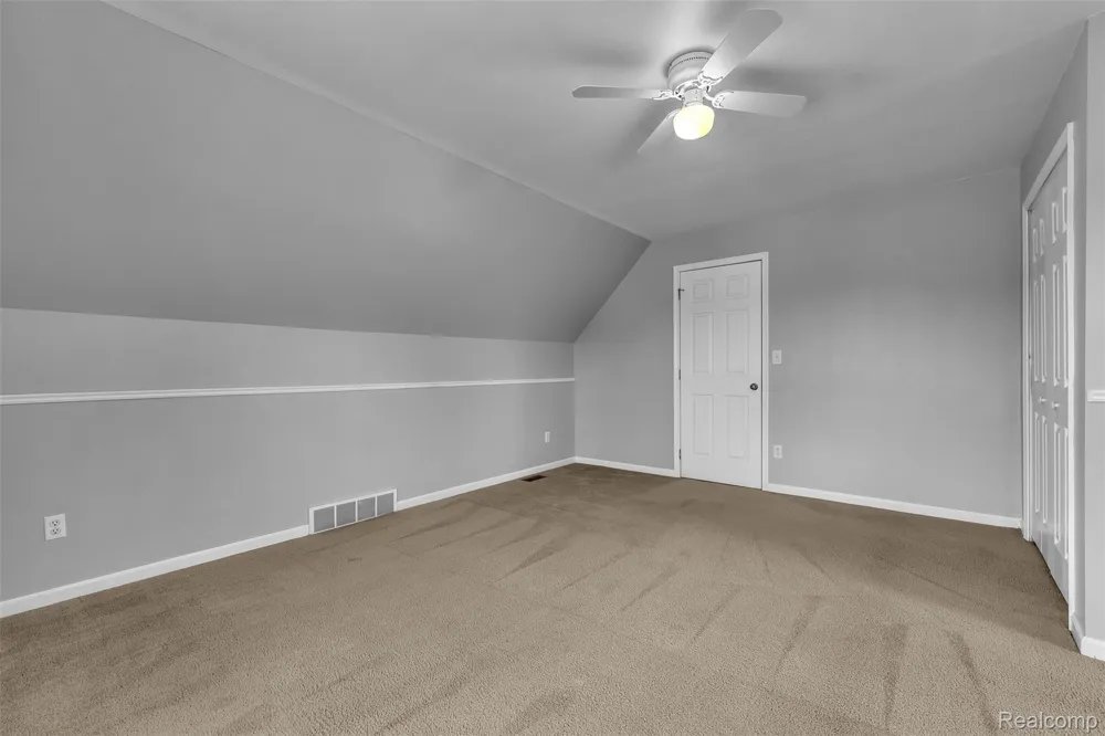 10146 Marshall Road Green Oak Township, MI 48178