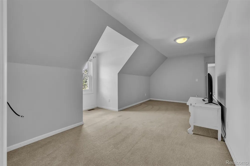 10146 Marshall Road Green Oak Township, MI 48178