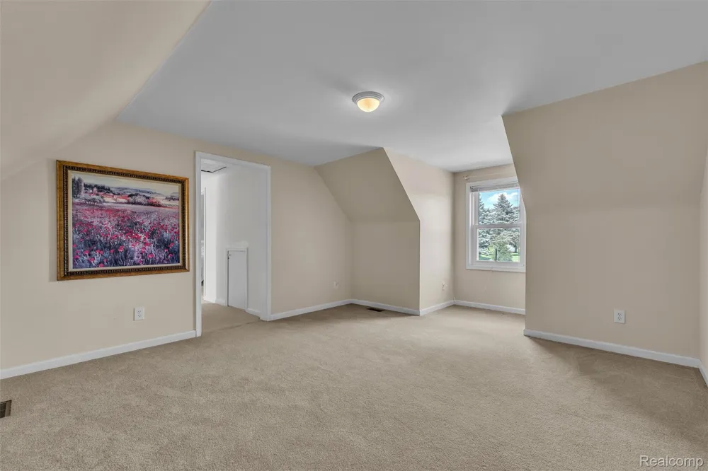 10146 Marshall Road Green Oak Township, MI 48178