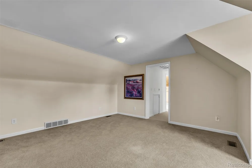 10146 Marshall Road Green Oak Township, MI 48178
