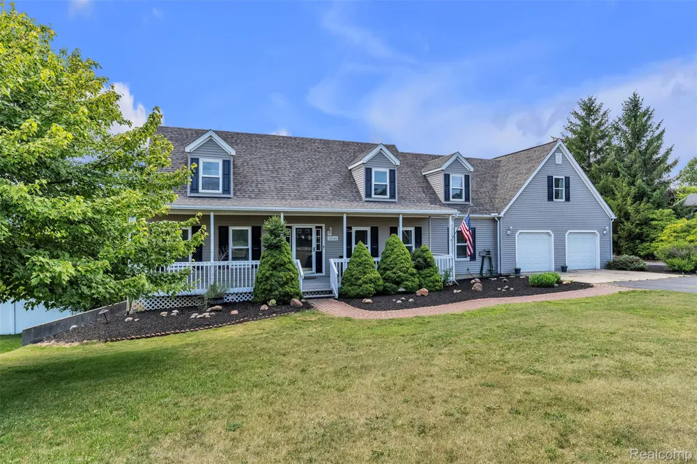 10146 Marshall Road Green Oak Township, MI 48178