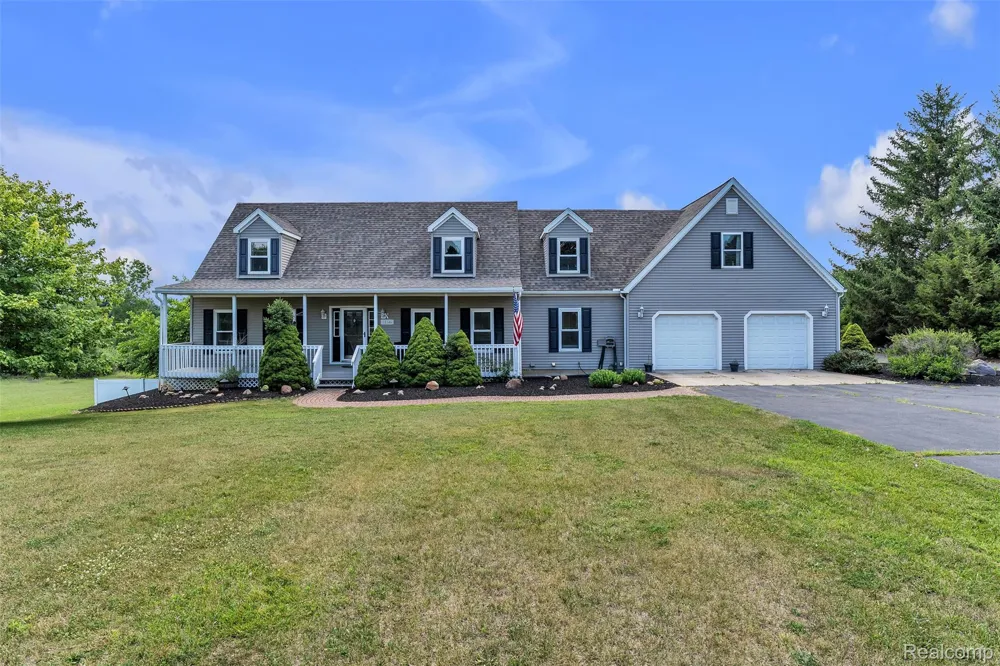10146 Marshall Road Green Oak Township, MI 48178
