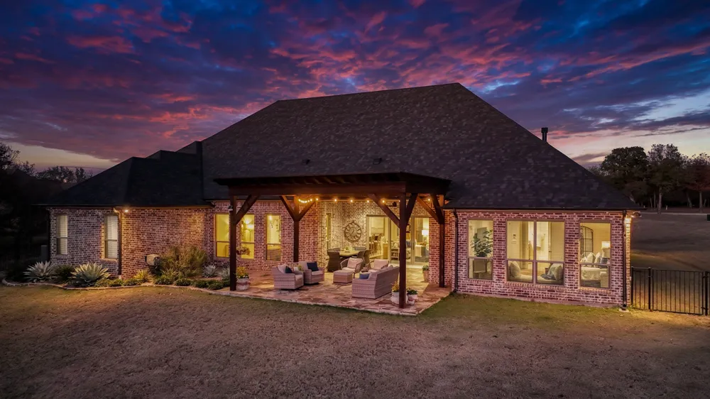 140 Rocky Run Lipan, TX 76462