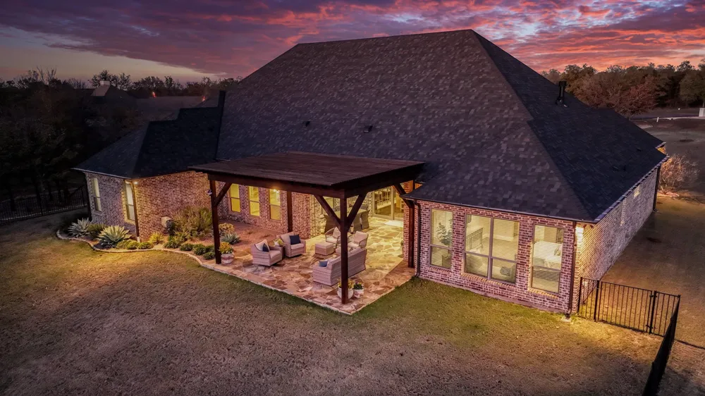140 Rocky Run Lipan, TX 76462