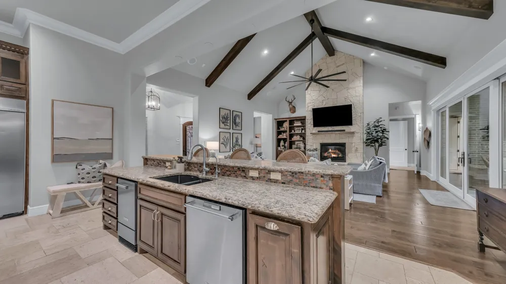 140 Rocky Run Lipan, TX 76462