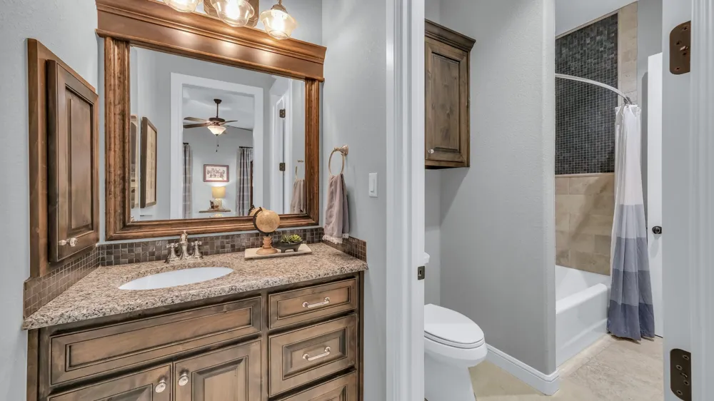 140 Rocky Run Lipan, TX 76462