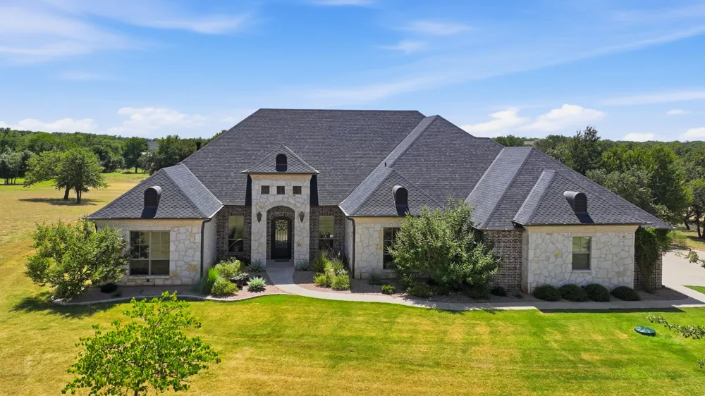 140 Rocky Run Lipan, TX 76462