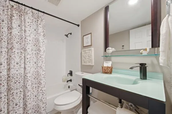 1438 Park Shore Circle #3 Fort Myers, FL 33901