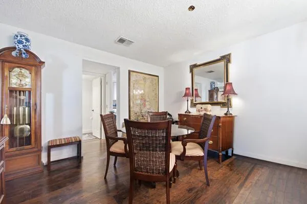 1438 Park Shore Circle #3 Fort Myers, FL 33901