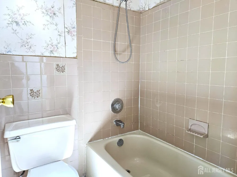 9 Mockingbird Lane South Brunswick, NJ 08810