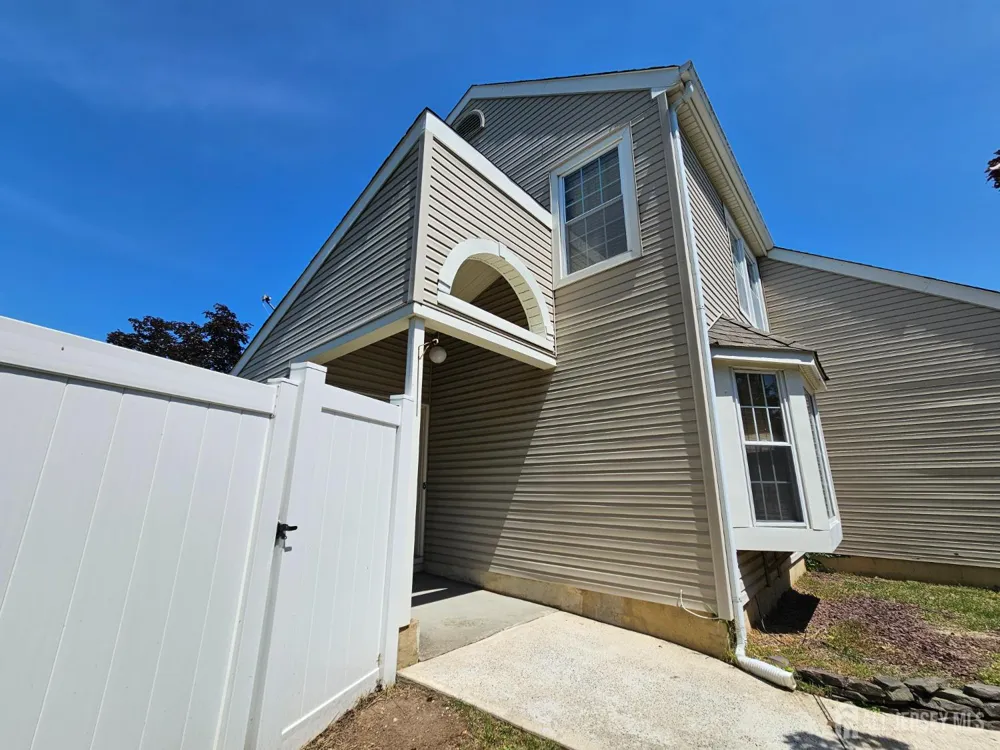 9 Mockingbird Lane South Brunswick, NJ 08810