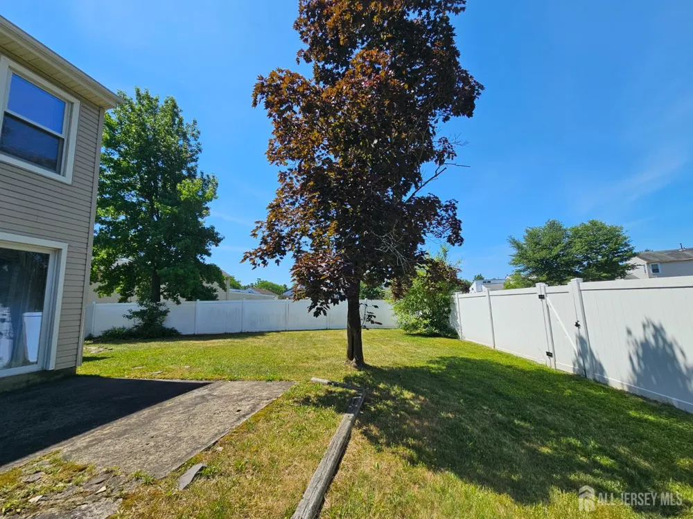 9 Mockingbird Lane South Brunswick, NJ 08810