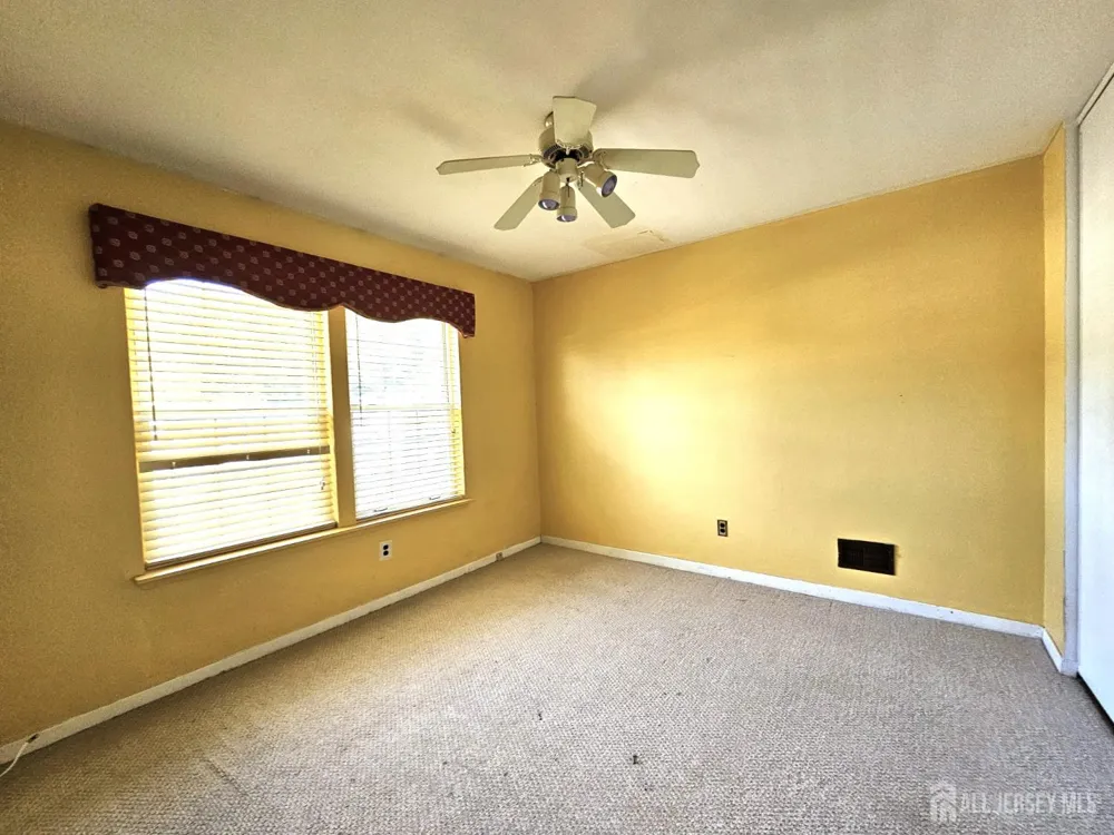 9 Mockingbird Lane South Brunswick, NJ 08810