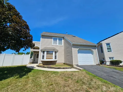 9 Mockingbird Lane