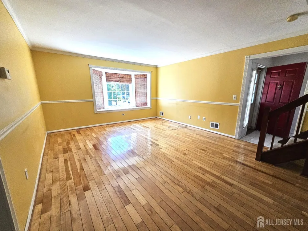 9 Mockingbird Lane South Brunswick, NJ 08810