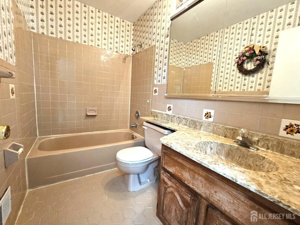 9 Mockingbird Lane South Brunswick, NJ 08810