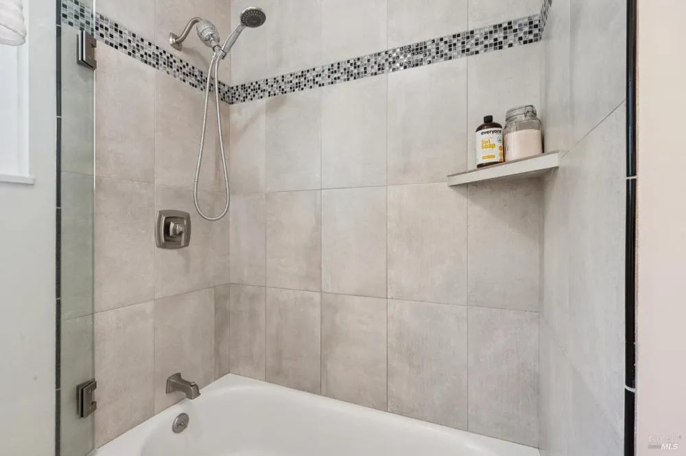 6304 Caraway Court Sebastopol, CA 95472