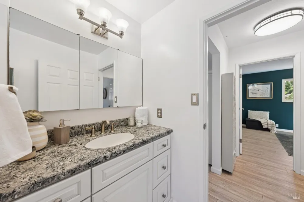 6304 Caraway Court Sebastopol, CA 95472