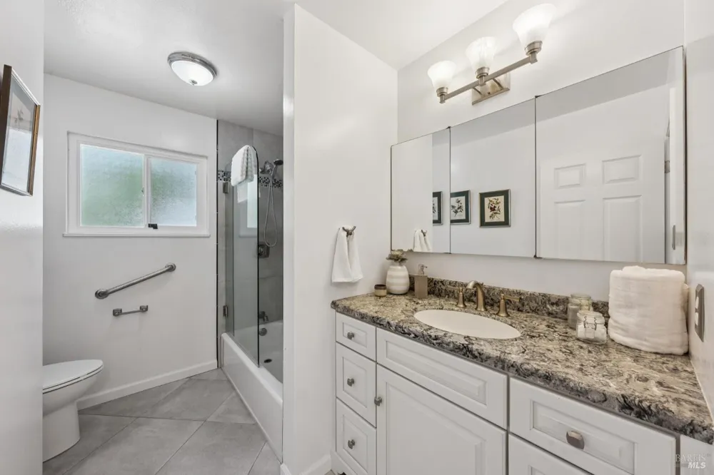 6304 Caraway Court Sebastopol, CA 95472
