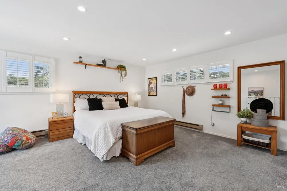 6304 Caraway Court Sebastopol, CA 95472