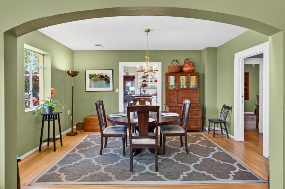 6825 W 2nd Street Rio Linda, CA 95673
