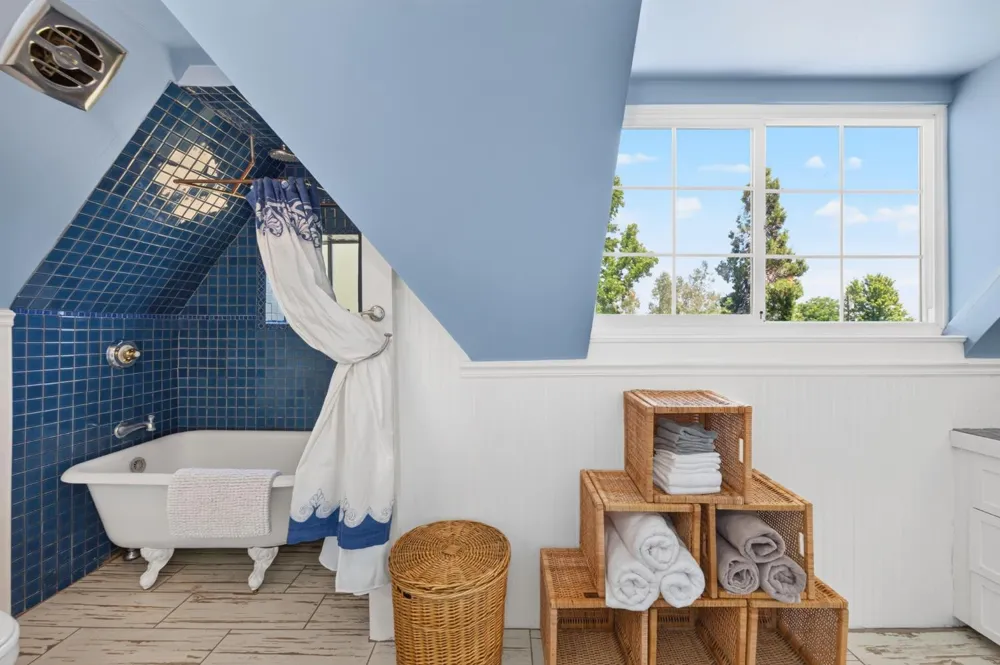 6825 W 2nd Street Rio Linda, CA 95673