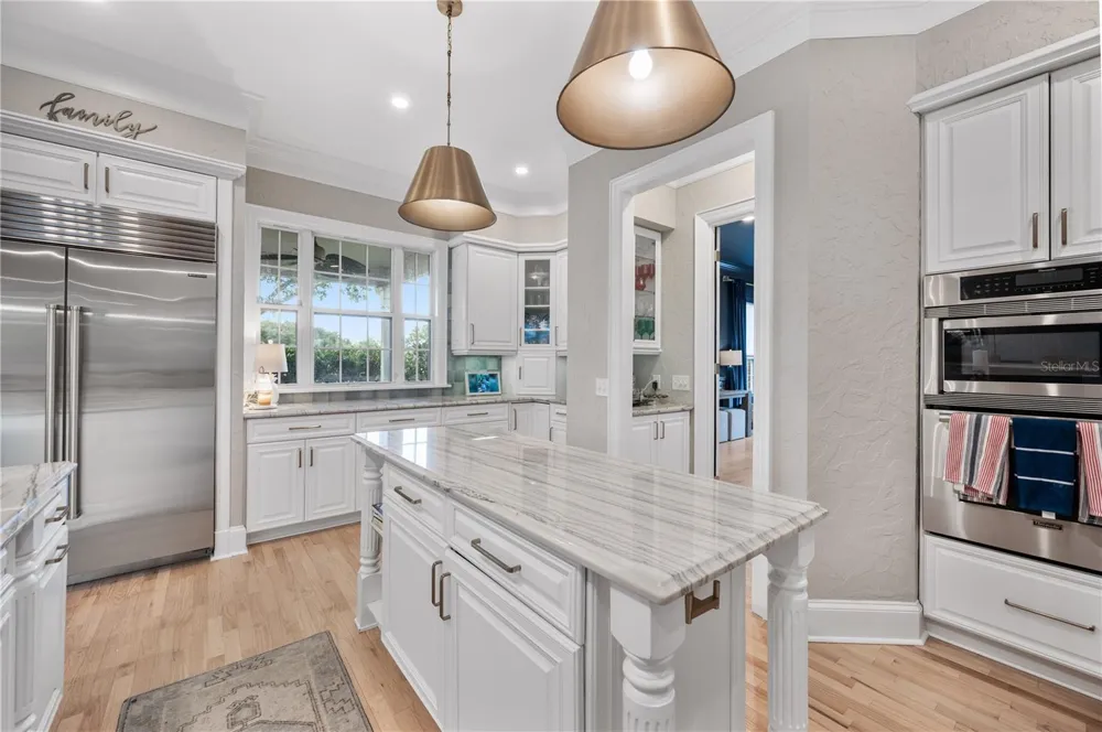 5120 LAKE IN THE WOODS BOULEVARD Lakeland, FL 33813