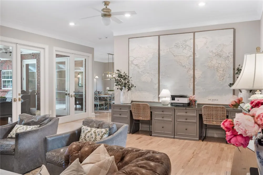 5120 LAKE IN THE WOODS BOULEVARD Lakeland, FL 33813