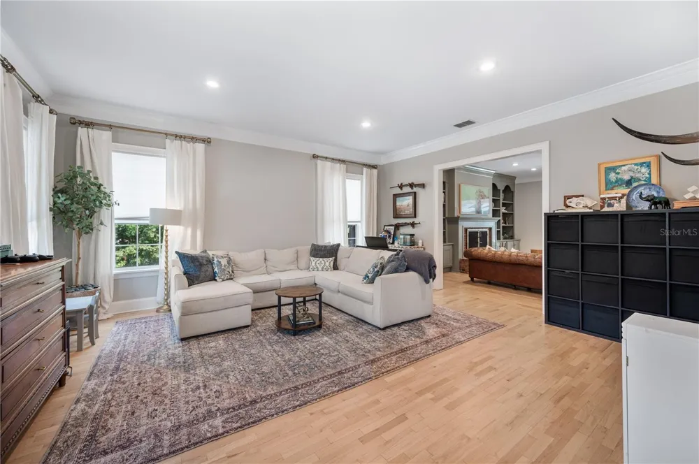 5120 LAKE IN THE WOODS BOULEVARD Lakeland, FL 33813