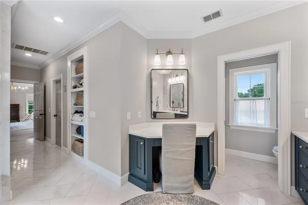5120 LAKE IN THE WOODS BOULEVARD Lakeland, FL 33813