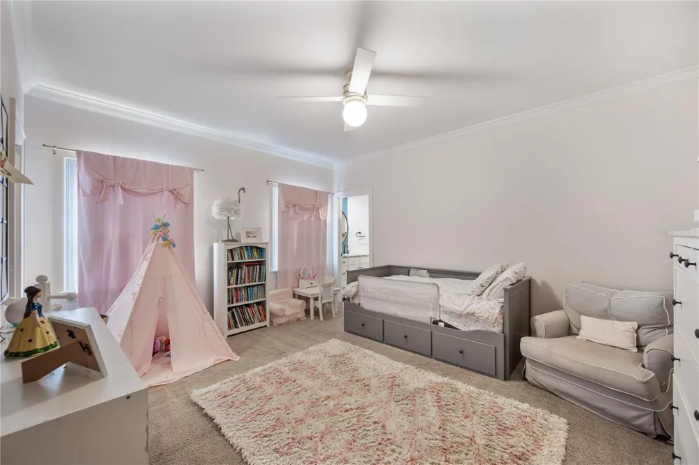 5120 LAKE IN THE WOODS BOULEVARD Lakeland, FL 33813